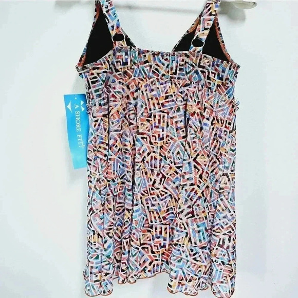 A shore Fit NWT 16w skirted slimming swimsuit - Picture 3 of 10